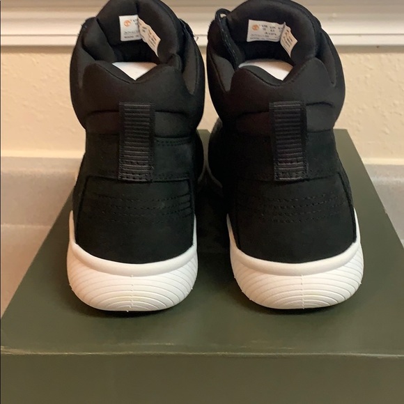 Timberlands - Picture 3 of 4